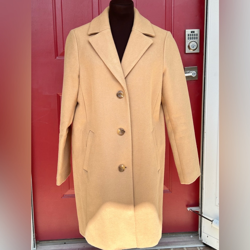 Gap Ss Oversized Camel Color Coat - image 1